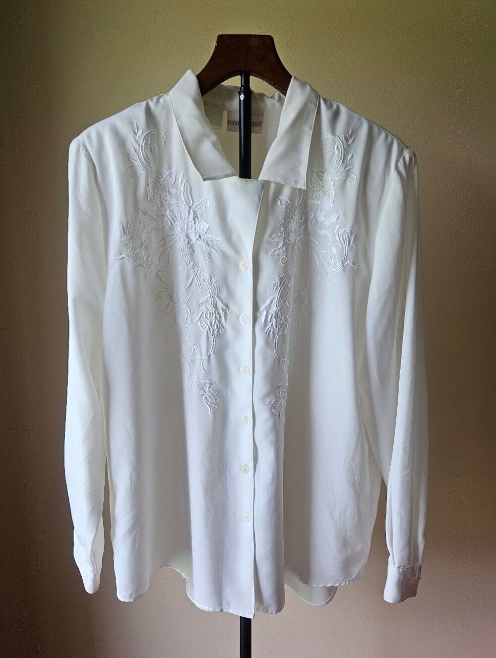 Vintage Christie & Jill White Embroidered Button-Up Shirt Size 18W